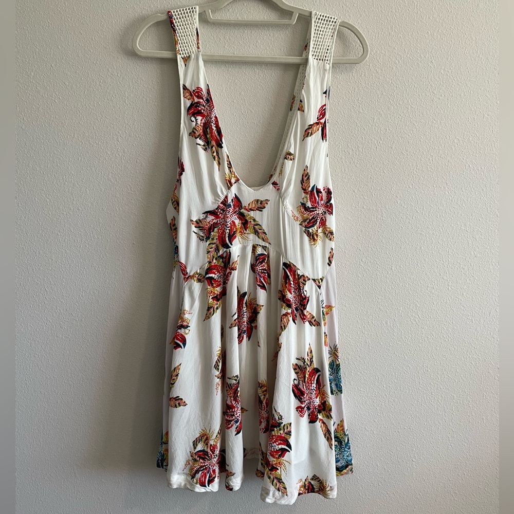 Free People ‘Thought I Was Dreaming’ Mini Sun-Dress Women’s Medium Floral White - Picture 3 of 10